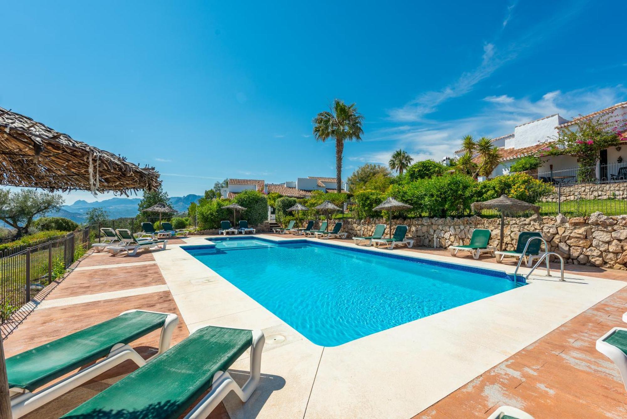 Cantueso Holiday Park 佩里那 外观 照片